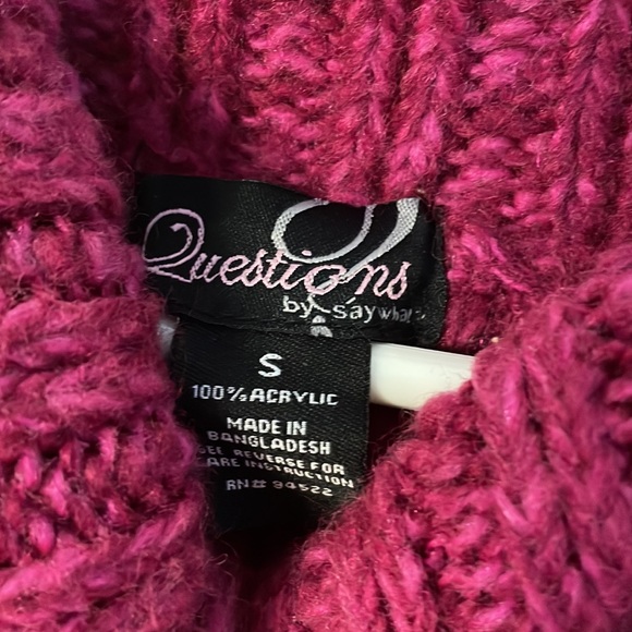Sleeveless fuschia sweater cowl neck button detail Questions by Say What Small - Picture 2 of 2
